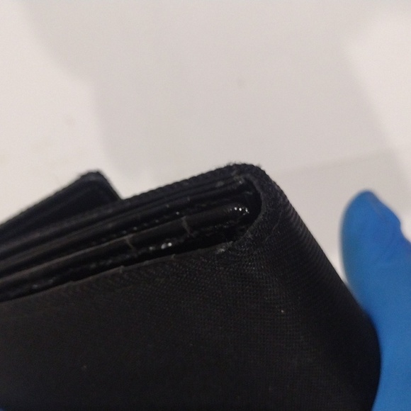 Bvlgari Black Leather Trifold Long Wallet, Snap Closure - Auth., Good Condition - Picture 7 of 16